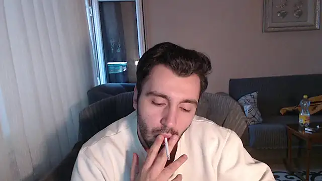 handsomeee04 online show from 10/20/25, 03:23