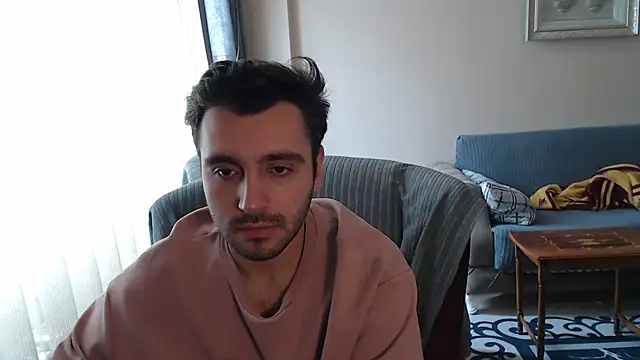 handsomeee04 online show from 10/23/25, 12:48