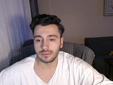 handsomeee04 online show from 11/15/25, 09:54