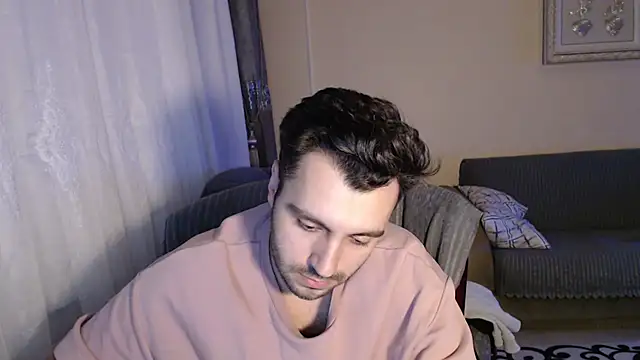 handsomeee04 online show from 11/21/25, 10:52