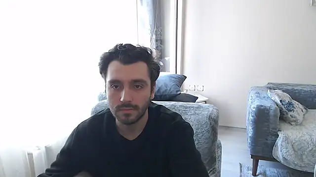 handsomeee04 online show from 04/20/26, 12:19