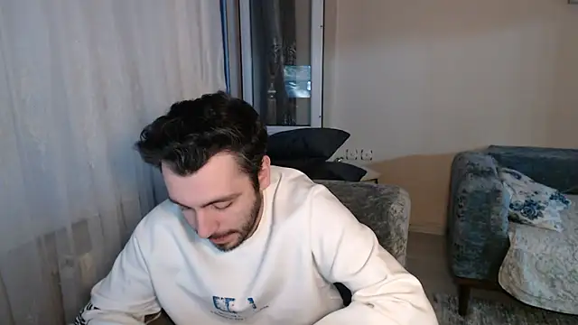 handsomeee04 online show from 04/21/26, 05:06