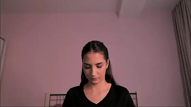 Naalani online show from 10/04/25, 06:11
