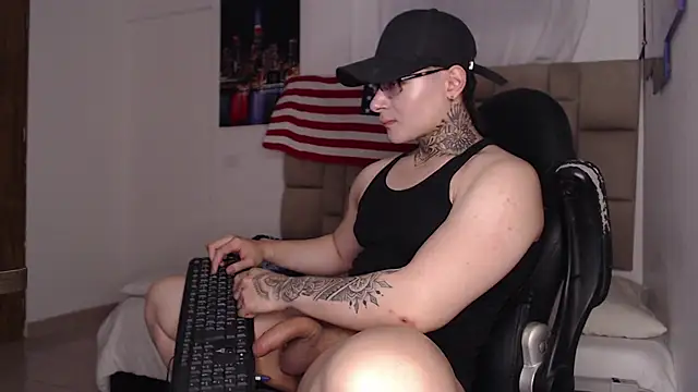 DennisWalkerr online show from 12/31/24, 05:00