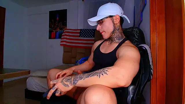 DennisWalkerr online show from 11/08/25, 11:47