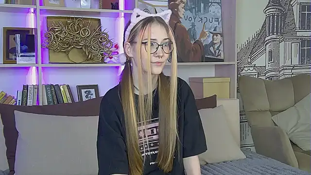 SashaMeow online show from 04/21/26, 04:34