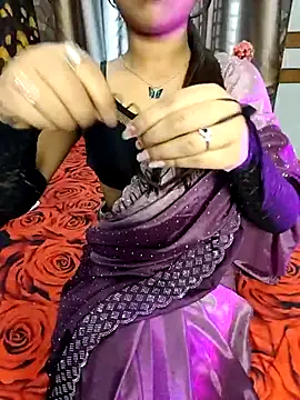 Little  Lia online show from 02/24/25, 09:43