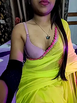 Little  Lia online show from 03/20/25, 05:25