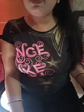 Snapshot of Soniya_444 chatting on 06/16/26, 11:35 Soniya 444 online show from 06/16/26, 11:35