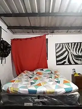 Snapshot of crazysex095 chatting on 12/30/24, 11:17 crazysex095 online show from 12/30/24, 11:17