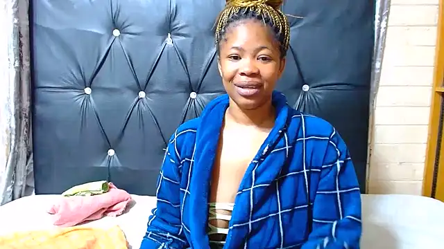 Snapshot of EROTIC_BARBIE28 chatting on 07/21/26, 05:54 EROTIC BARBIE28 online show from 07/21/26, 05:54