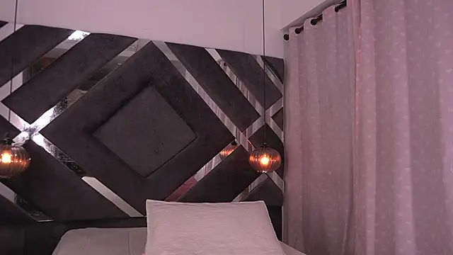 sam lewins online show from 10/03/25, 07:22