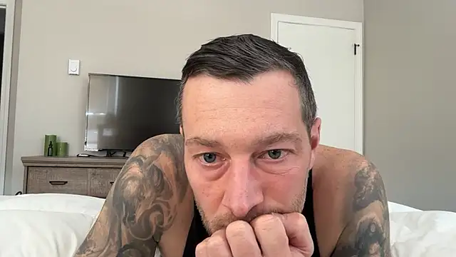 moon-boy online show from 12/24/24, 06:17