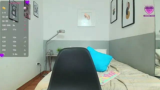 Snapshot of MommyHelpsmee chatting on 02/06/25, 08:18 MommyHelpsmee online show from 02/06/25, 08:18