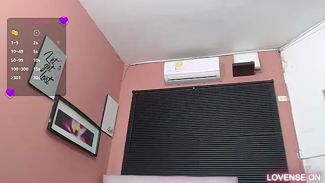 Snapshot of MommyHelpsmee chatting on 03/08/25, 07:42 MommyHelpsmee online show from 03/08/25, 07:42