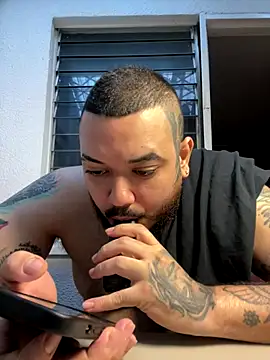 El Titan1998 online show from 12/14/25, 11:59