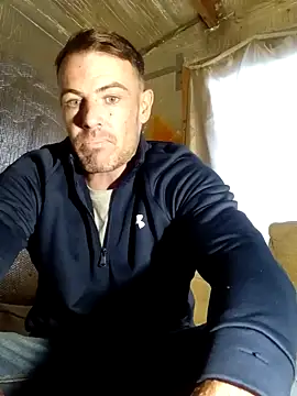 Snapshot of Eddyfrancis87 chatting on 10/04/25, 05:33 Eddyfrancis87 online show from 10/04/25, 05:33