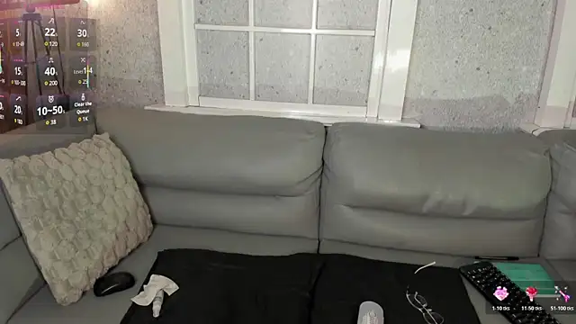 LucyLovelyy online show from 11/15/25, 02:09