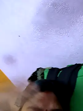 Snapshot of sweet_suman chatting on 03/05/25, 08:10 sweet suman online show from 03/05/25, 08:10