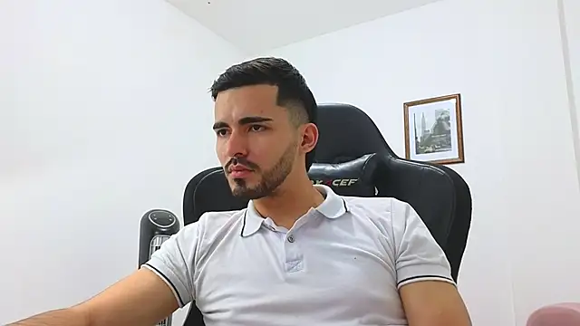 Massimoo 07 online show from 01/04/25, 10:45