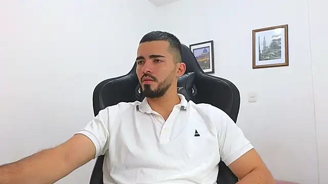 Massimoo 07 online show from 03/03/25, 08:43