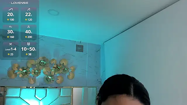 Snapshot of stefany_duque1_ chatting on 03/19/25, 03:20 stefany duque1  online show from 03/19/25, 03:20