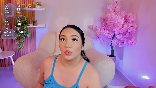 Snapshot of stefany_duque1_ chatting on 09/30/25, 02:27 stefany duque1  online show from 09/30/25, 02:27