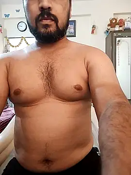 hot punekar online show from 04/17/26, 04:15