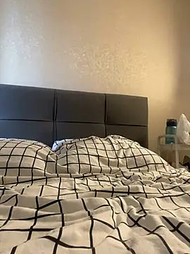 Sabrina shells online show from 03/15/25, 04:46