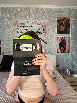 Sabrina shells online show from 10/10/25, 10:36