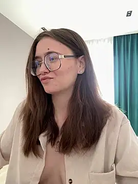 Sabrina shells online show from 04/13/26, 08:31