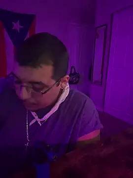 Snapshot of cloudy_couple444 chatting on 02/19/25, 06:11 cloudy couple444 online show from 02/19/25, 06:11