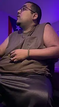 Snapshot of cloudy_couple444 chatting on 03/09/25, 07:56 cloudy couple444 online show from 03/09/25, 07:56