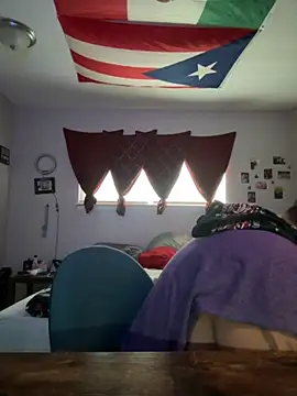 Snapshot of cloudy_couple444 chatting on 09/28/25, 07:08 cloudy couple444 online show from 09/28/25, 07:08