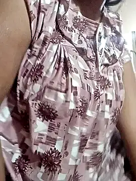 Snapshot of LustyBhabhi chatting on 02/01/25, 05:18 LustyBhabhi online show from 02/01/25, 05:18