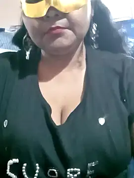 Snapshot of LustyBhabhi chatting on 02/23/25, 01:53 LustyBhabhi online show from 02/23/25, 01:53