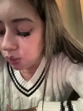 Snapshot of AndreaMood chatting on 02/22/25, 07:56 AndreaMood online show from 02/22/25, 07:56