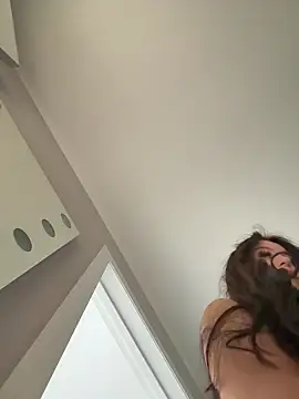 Snapshot of AndreaMood chatting on 03/16/25, 04:20 AndreaMood online show from 03/16/25, 04:20