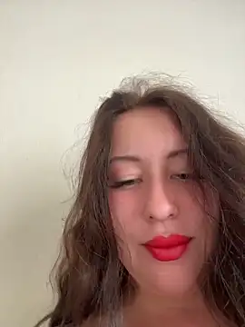 Snapshot of AndreaMood chatting on 02/01/26, 01:04 AndreaMood online show from 02/01/26, 01:04