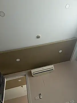 Snapshot of AndreaMood chatting on 02/17/26, 02:19 AndreaMood online show from 02/17/26, 02:19