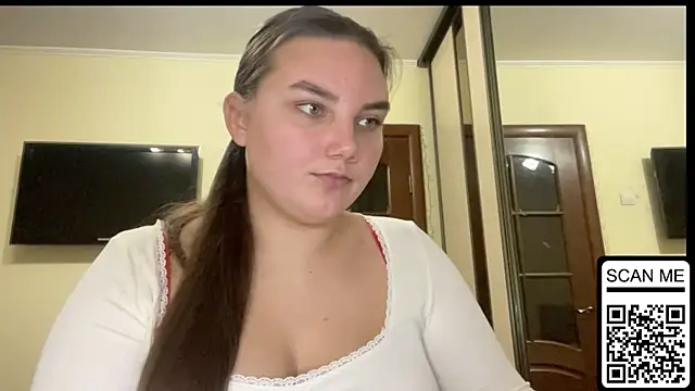 Dreamyblushfairy online show from 11/17/25, 03:40