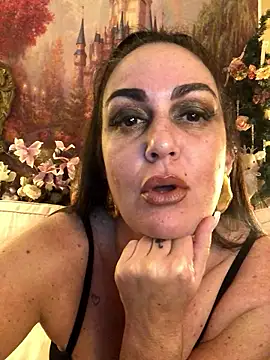 BELLAMORGANE1 online show from 01/17/26, 06:00