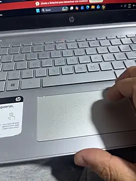 Snapshot of Gaby_kat chatting on 11/14/25, 02:10 Gaby kat online show from 11/14/25, 02:10