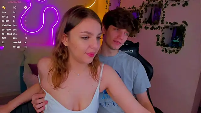 RobertAndLinela online show from 12/30/24, 07:00