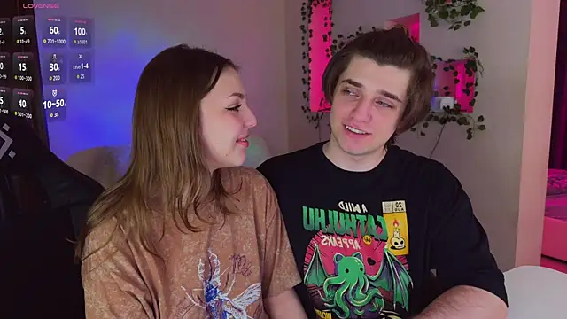 RobertAndLinela online show from 06/25/26, 01:04