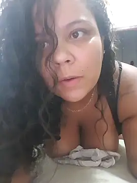 Snapshot of MelissaMendes_BBW chatting on 02/05/25, 11:39 MelissaMendes BBW online show from 02/05/25, 11:39