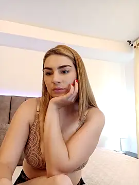 Snapshot of VictoriaMolina chatting on 03/16/25, 03:39 VictoriaMolina online show from 03/16/25, 03:39