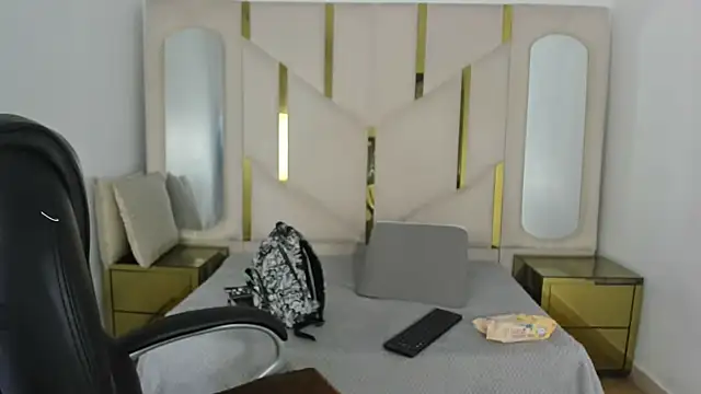 IsabellRodriguez18 online show from 11/12/25, 03:07