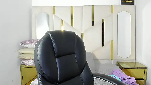 IsabellRodriguez18 online show from 01/17/26, 03:44