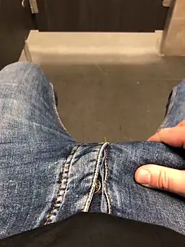 22TT2295 online show from 01/11/25, 10:29